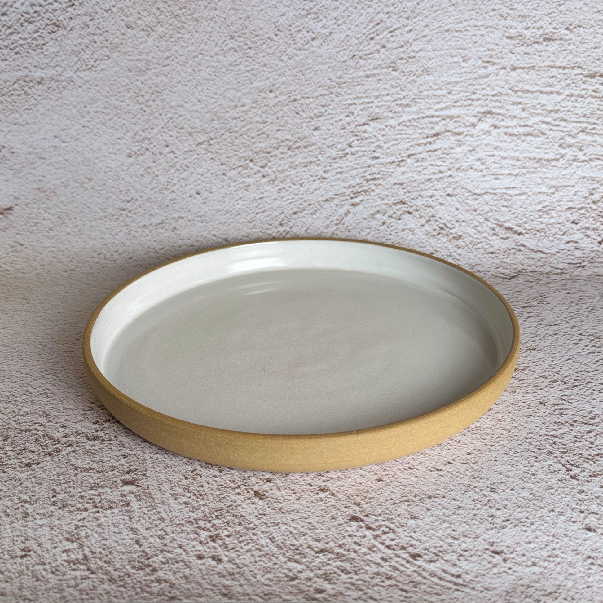 Dinner Plate - Warm Brown Stoneware / White Gloss